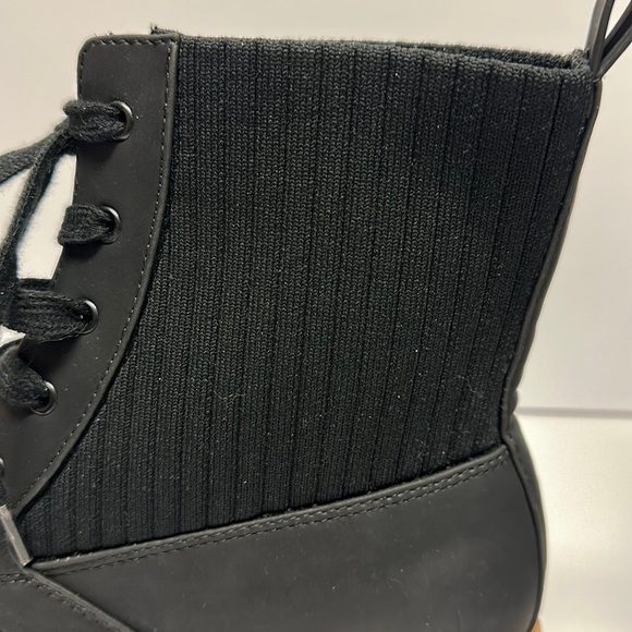 Tom's NEW Ionie Lace-Up Lug Sole Combat Boots Booties Zipper Black Size 12 - Picture 8 of 12